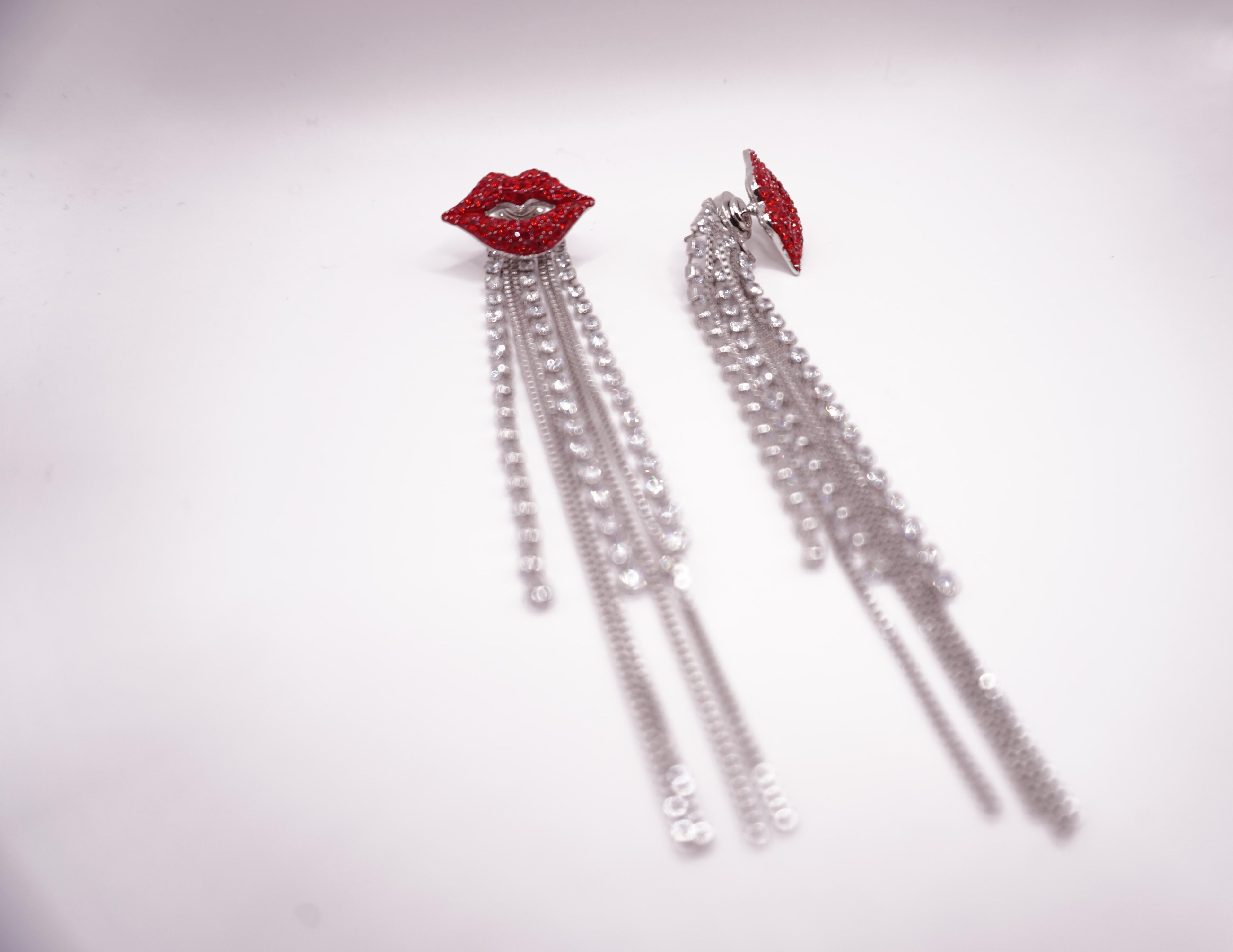 Red lips tassel earrings