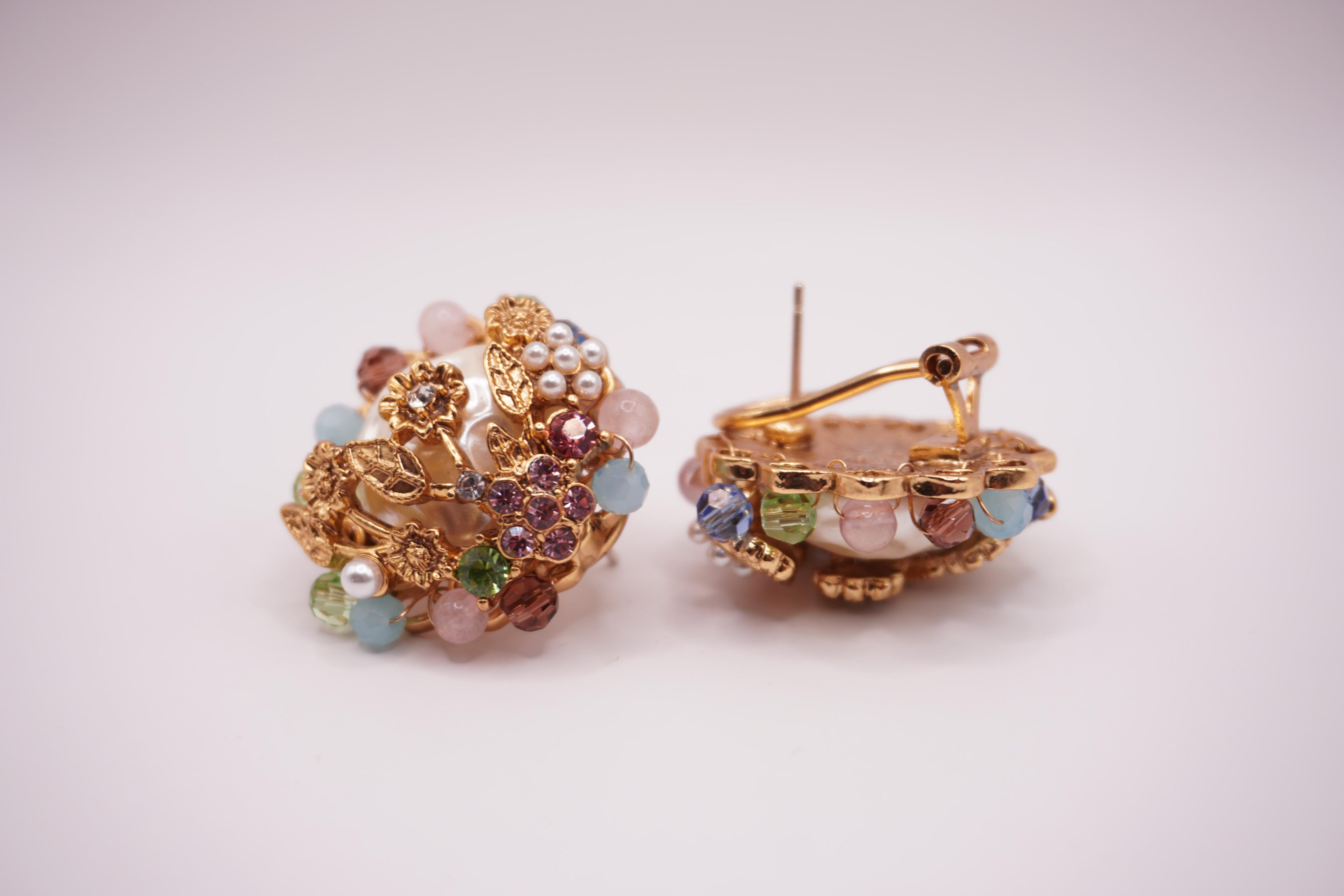 Gold pastel cluster studs