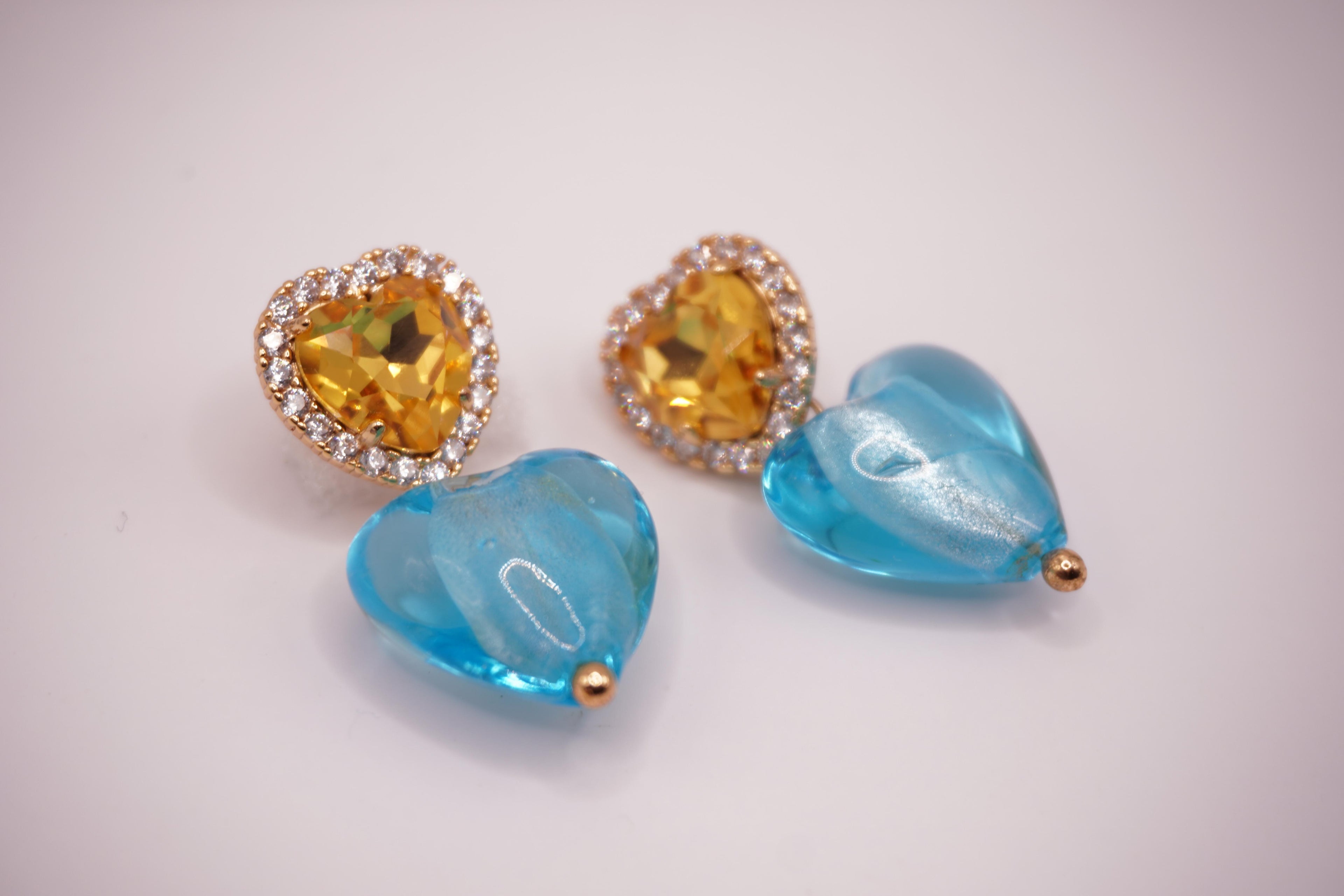 Glass heart drops (mix colors)