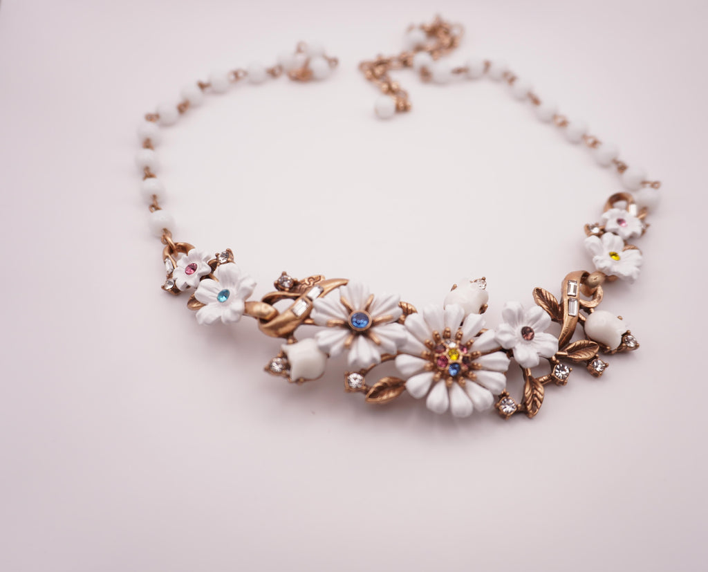 Daisy Bloom Necklace