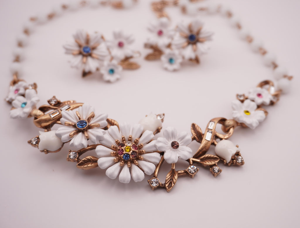 Daisy Bloom Necklace