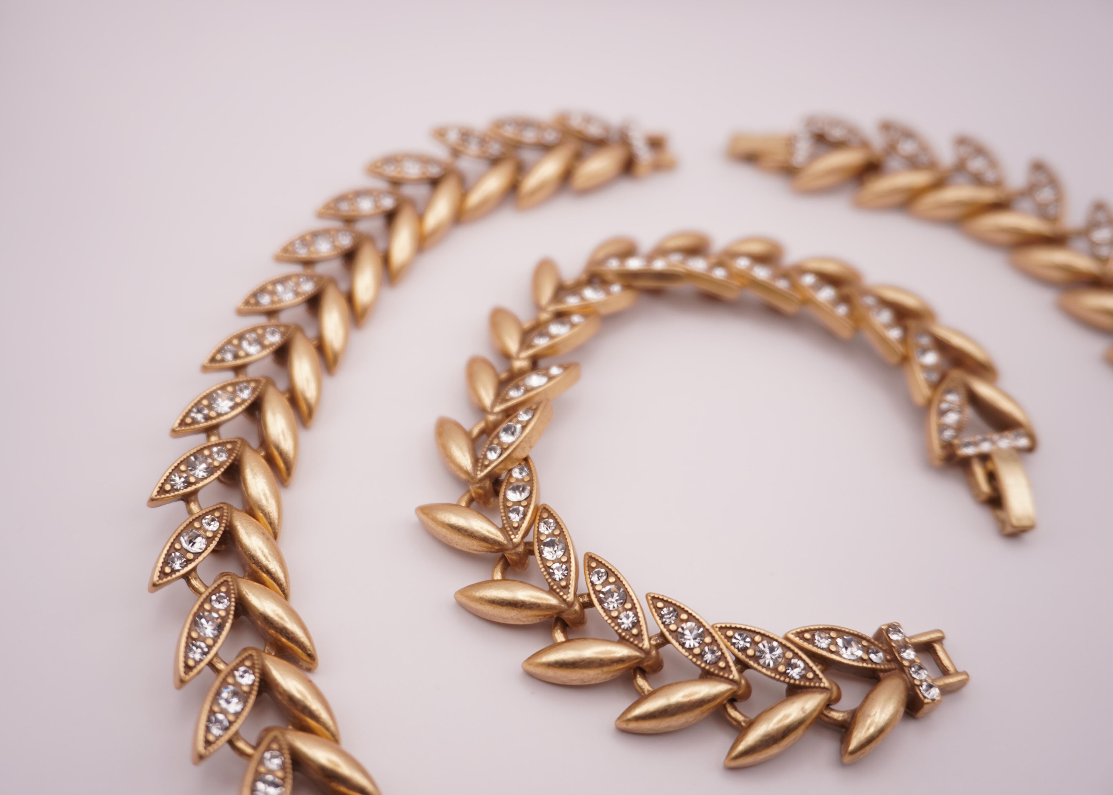 طقم لوريل بالكريستال