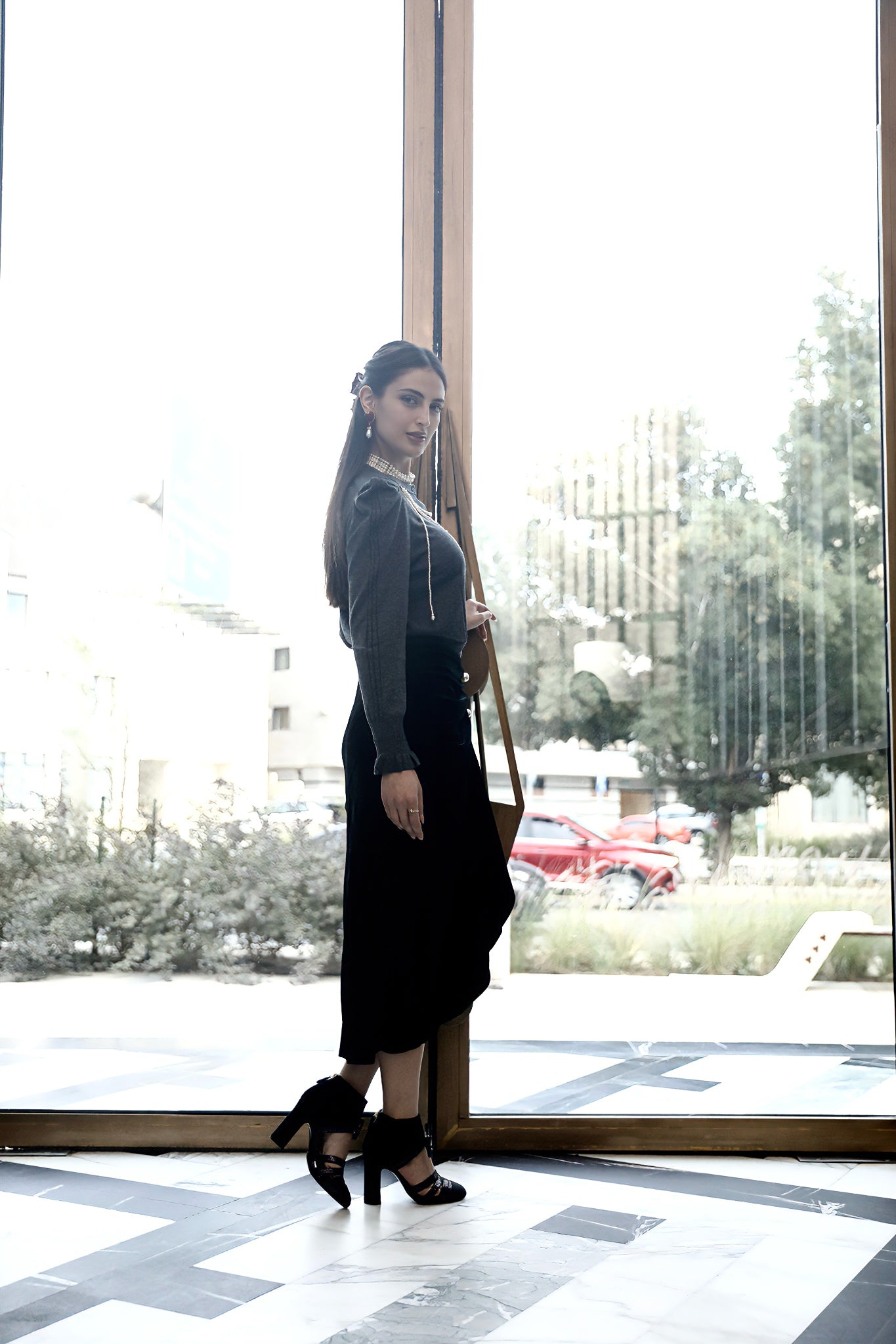 كنزة صوف خفيفة