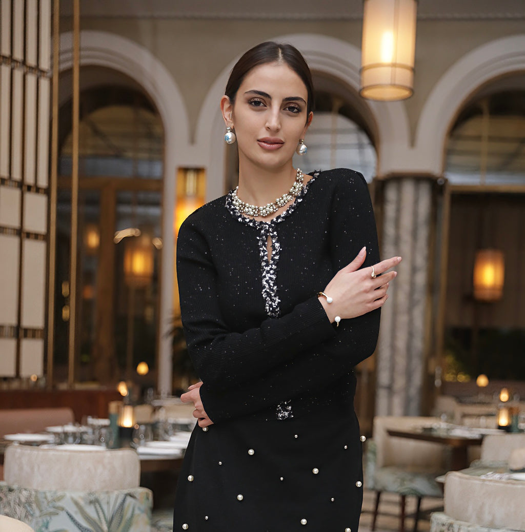 كنزة قطن بتفاصيل فضية