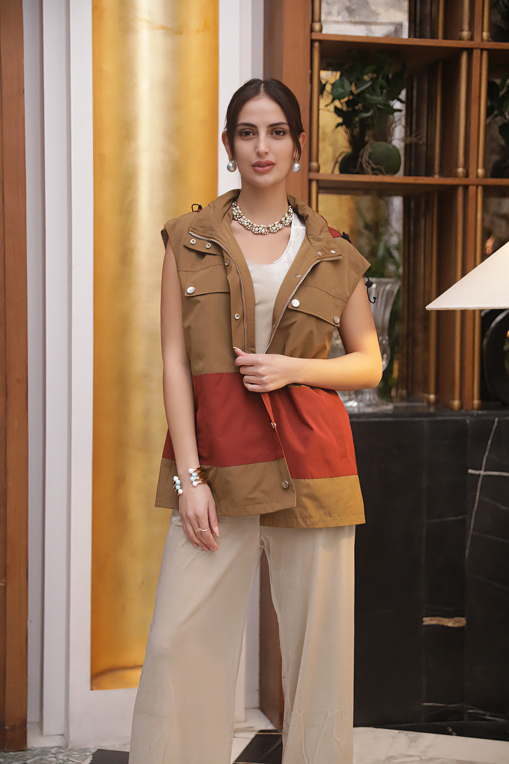 فيست بغطاء رأس بتصميم لوني متدرّج