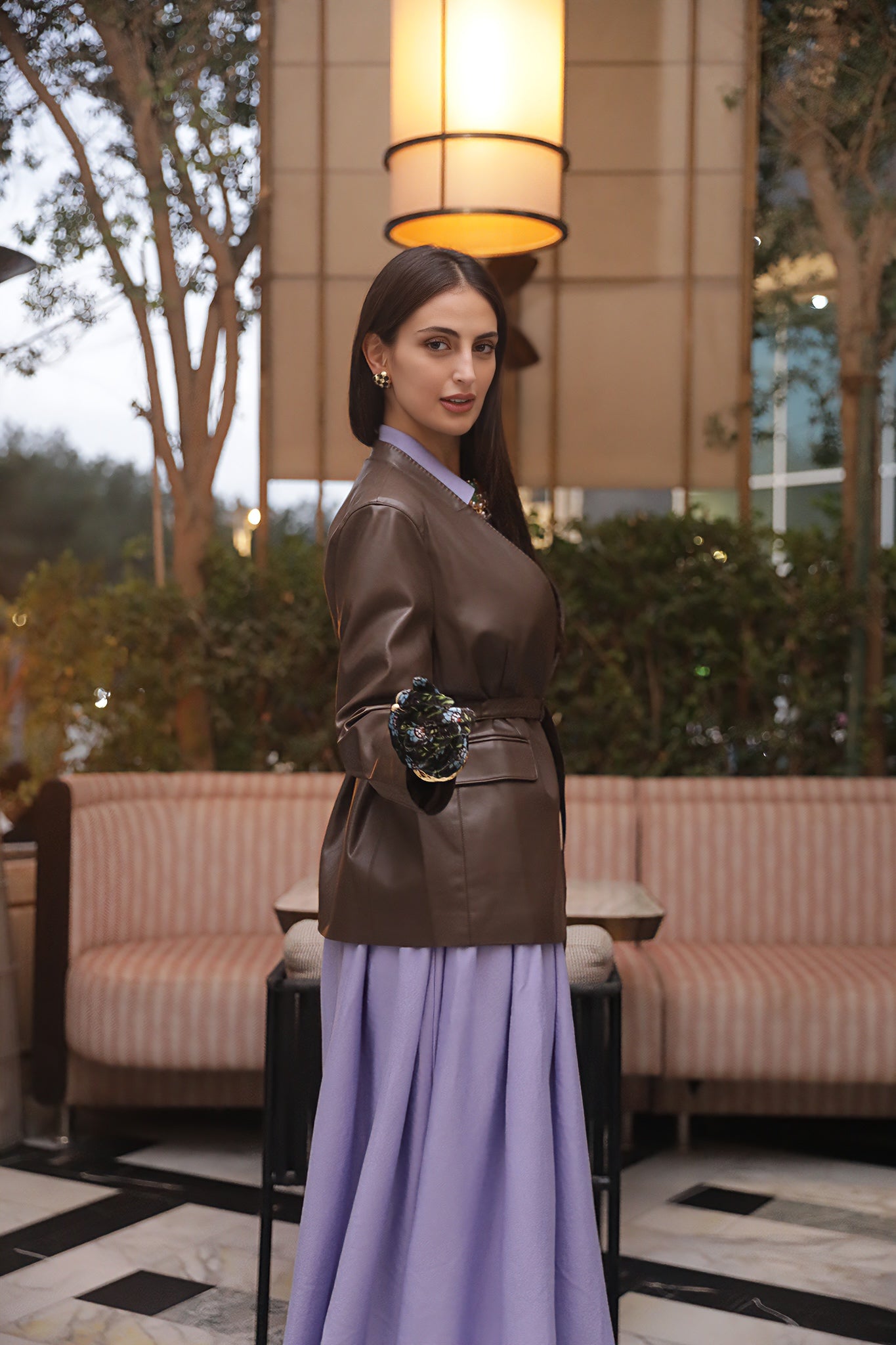 جاكيت جلدي ناعم بحزام