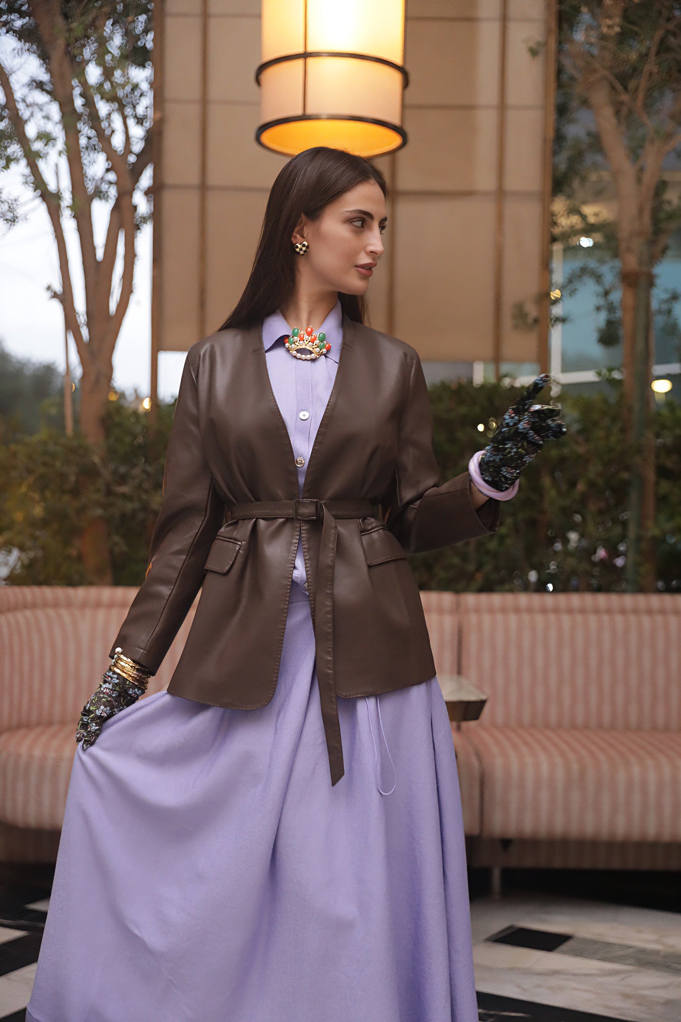 جاكيت جلدي ناعم بحزام