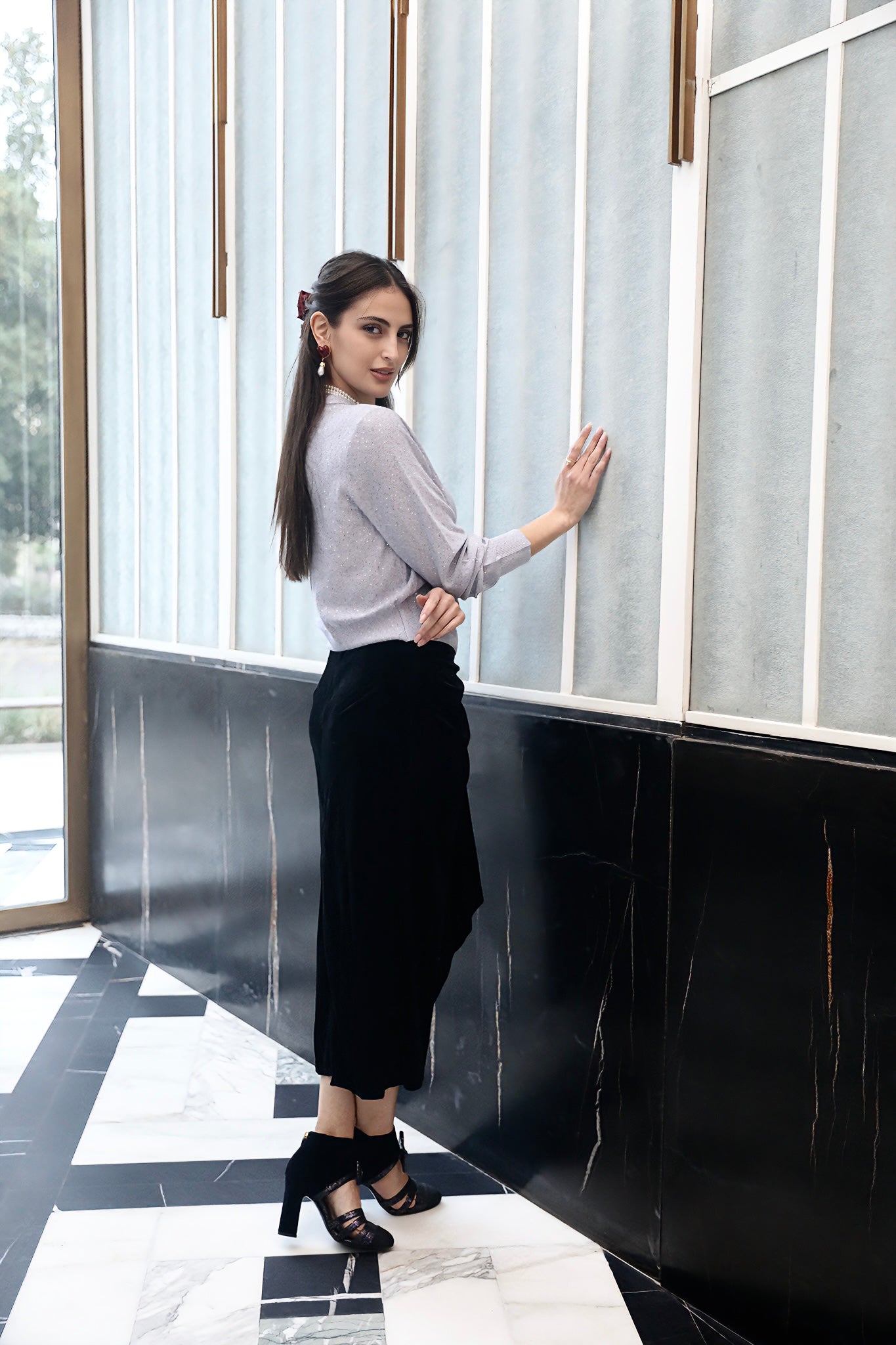 توب لافندر ناعم بلمسة فضية