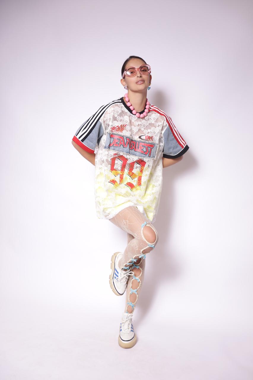 Oversized Sporty-Chic Shirt